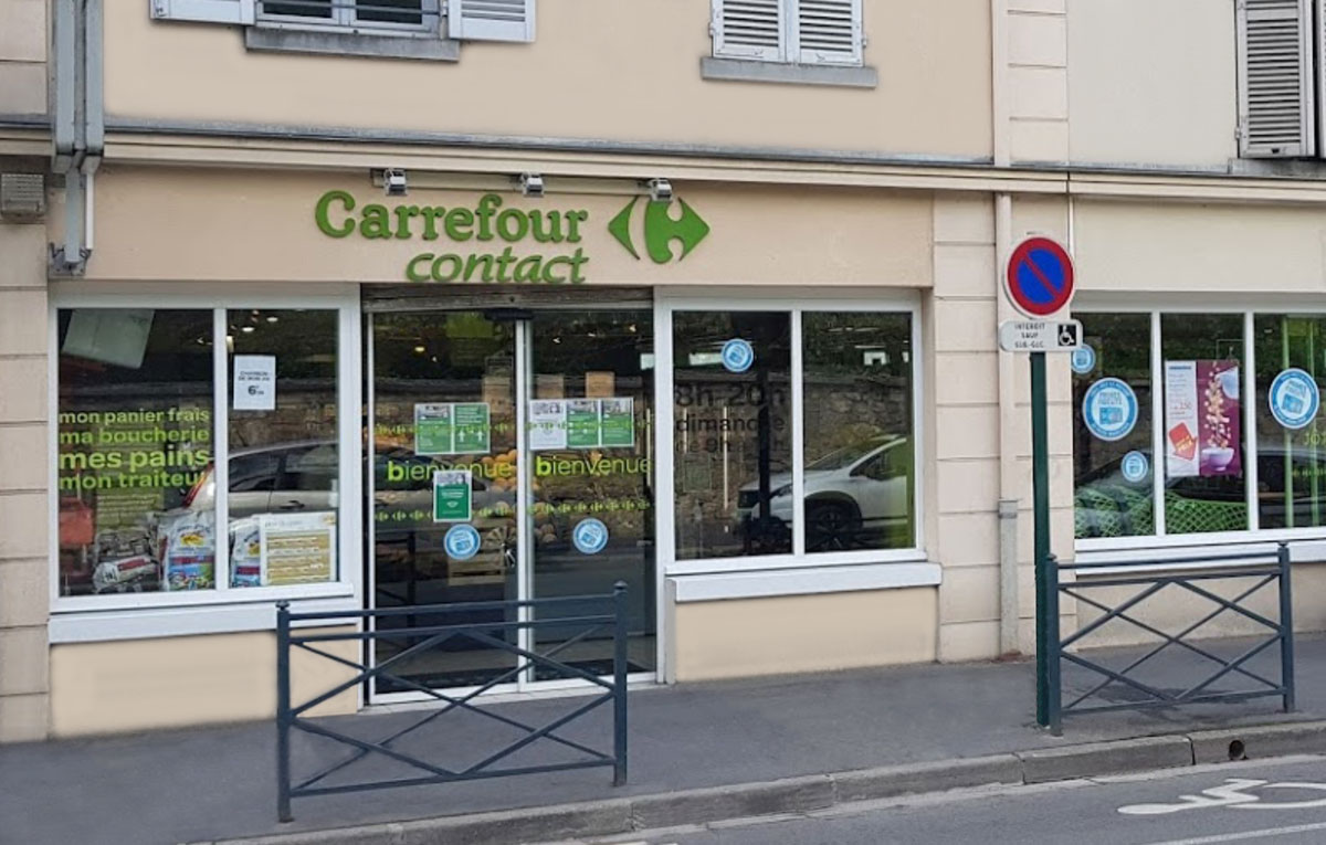 Carrefour Contact, Auvers sur Oise est partenaire du Football Club de Villennes - Orgeval